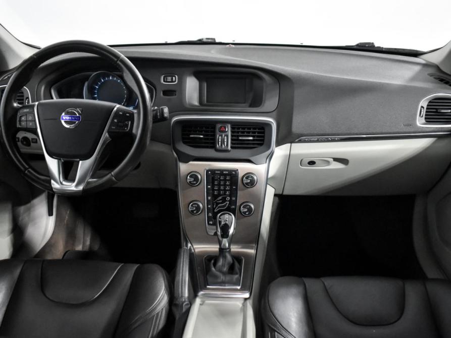 Volvo V40 Cross Country I Рестайлинг Санкт-Петербург  - изображение 10