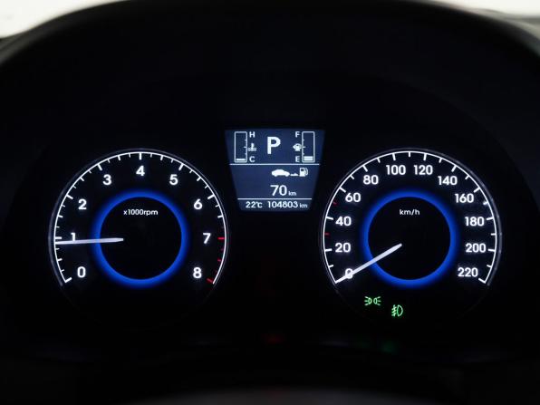 Hyundai Solaris I Рестайлинг с пробегом 2015 года, цена 850 000 рублей, 104803 км, седан, Автокод Объявления