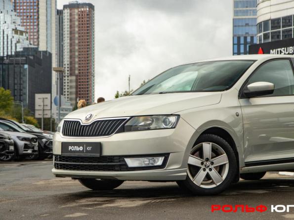 Skoda Rapid I с пробегом 2014 года, цена 798 000 рублей, 251082 км, лифтбек, Автокод Объявления