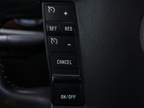 Volkswagen Touareg I Рестайлинг с пробегом 2008 года, цена 979 000 рублей, 210000 км, внедорожник, Автокод Объявления
