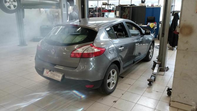 Renault Megane III с пробегом 2010 года, цена 580 000 рублей, 222228 км, хэтчбек, Автокод Объявления