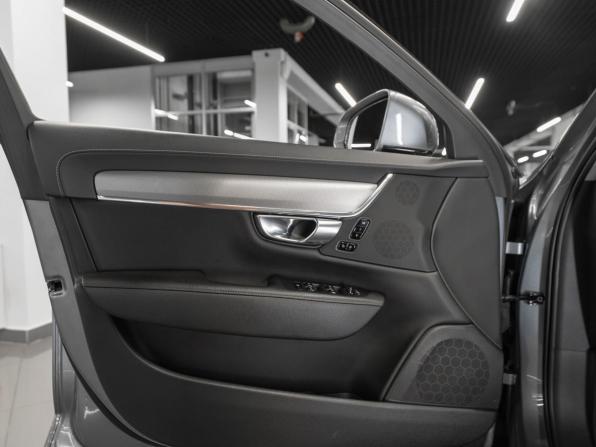 Volvo S90 II с пробегом 2019 года, цена 2 775 000 рублей, 120826 км, седан, Автокод Объявления