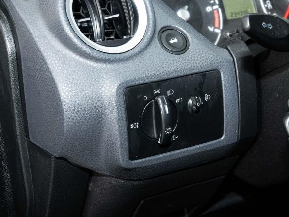 Ford Fiesta Mk5 с пробегом 2008 года, цена 355 000 рублей, 234350 км, хэтчбек, Автокод Объявления