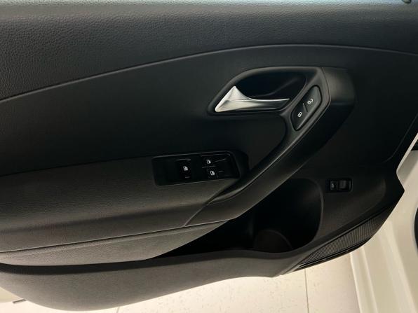Volkswagen Polo V с пробегом 2013 года, цена 319 000 рублей, 477743 км, седан, Автокод Объявления