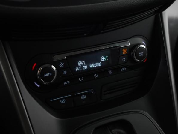 Ford Kuga II с пробегом 2016 года, цена 1 399 000 рублей, 112000 км, внедорожник, Автокод Объявления