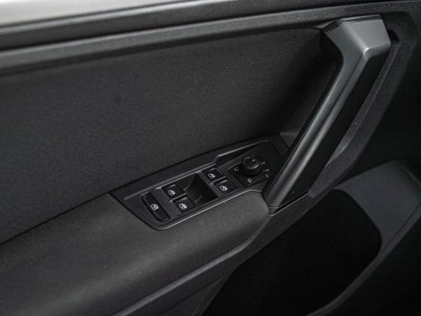 Volkswagen Tiguan II с пробегом 2020 года, цена 1 733 000 рублей, 265459 км, внедорожник, Автокод Объявления