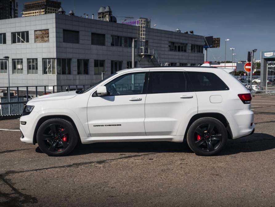 Jeep Grand Cherokee IV (WK2) Рестайлинг Москва  - изображение 11