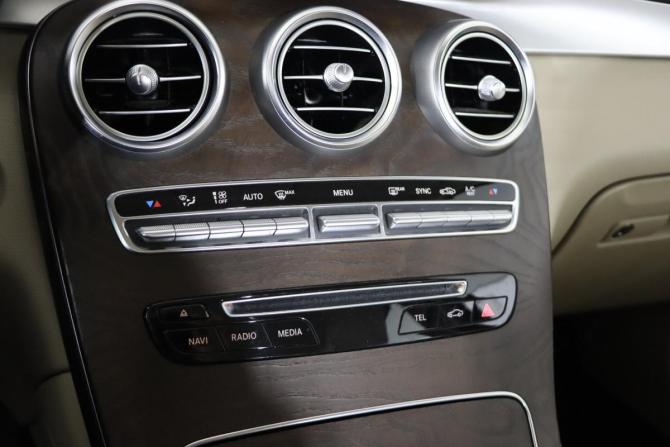 Mercedes-Benz GLC I (X253) с пробегом 2019 года, цена 3 079 990 рублей, 136324 км, внедорожник, Автокод Объявления