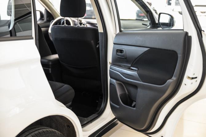 Mitsubishi Outlander III с пробегом 2013 года, цена 1 300 000 рублей, 137549 км, внедорожник, Автокод Объявления