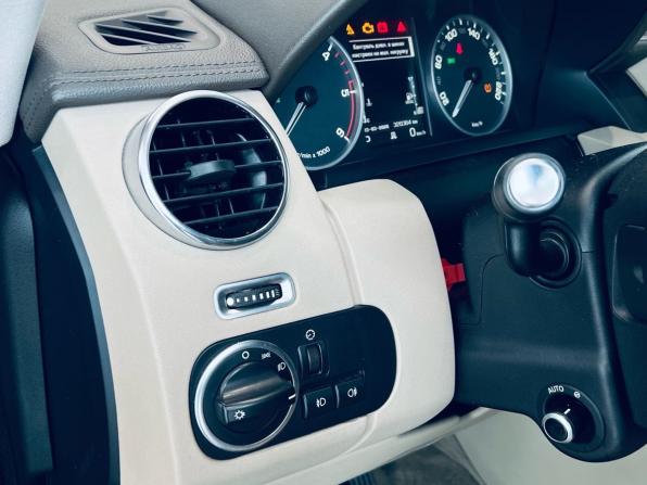 Land Rover Discovery IV Рестайлинг с пробегом 2014 года, цена 1 750 000 рублей, 320000 км, внедорожник, Автокод Объявления