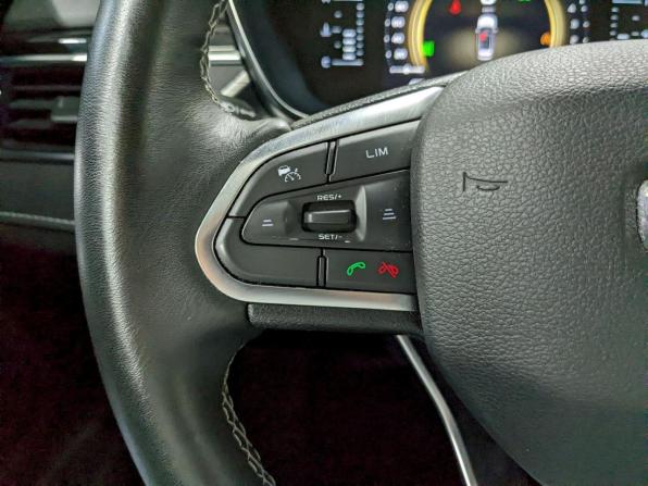 Geely Atlas Pro с пробегом 2023 года, цена 2 190 000 рублей, 49300 км, внедорожник, Автокод Объявления