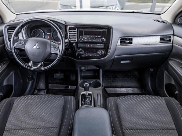 Mitsubishi Outlander III Рестайлинг 2 с пробегом 2016 года, цена 1 883 600 рублей, 145960 км, внедорожник, Автокод Объявления
