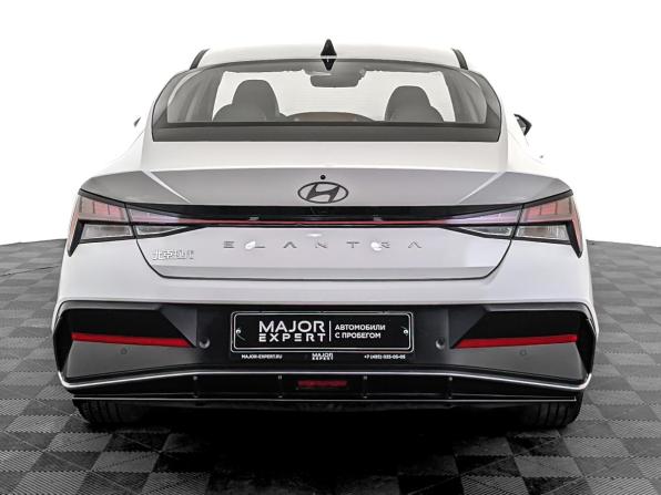 Hyundai Elantra VII (CN7) Рестайлинг с пробегом 2025 года, цена 2 470 000 рублей, 12920 км, седан, Автокод Объявления