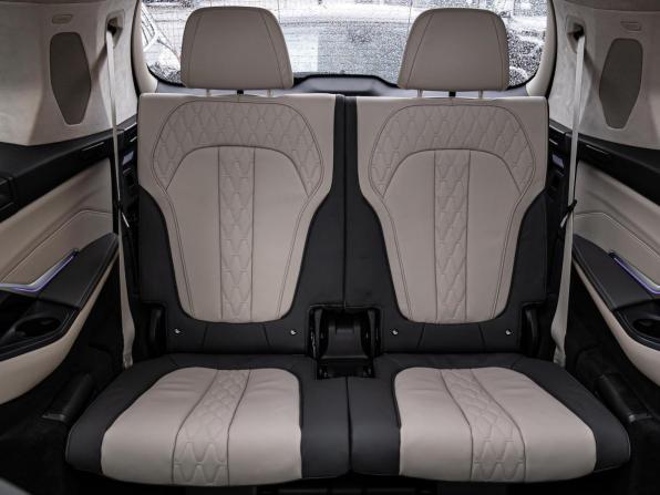 BMW X7 I (G07) Рестайлинг с пробегом 2024 года, цена 19 350 000 рублей, 11218 км, внедорожник, Автокод Объявления
