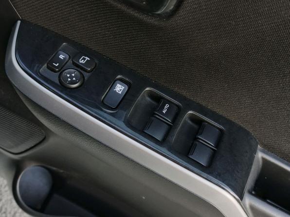 Suzuki Solio III с пробегом 2016 года, цена 819 000 рублей, 162029 км, микровэн, Автокод Объявления