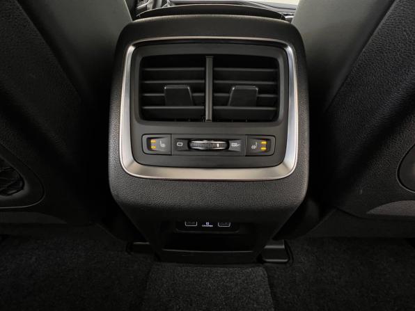 Geely Atlas Pro с пробегом 2022 года, цена 1 900 000 рублей, 45850 км, внедорожник, Автокод Объявления