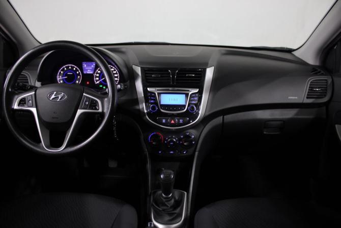 Hyundai Solaris I с пробегом 2014 года, цена 849 000 рублей, 96376 км, седан, Автокод Объявления