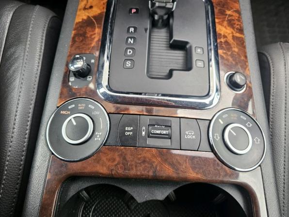 Volkswagen Touareg I Рестайлинг с пробегом 2008 года, цена 999 000 рублей, 286387 км, внедорожник, Автокод Объявления