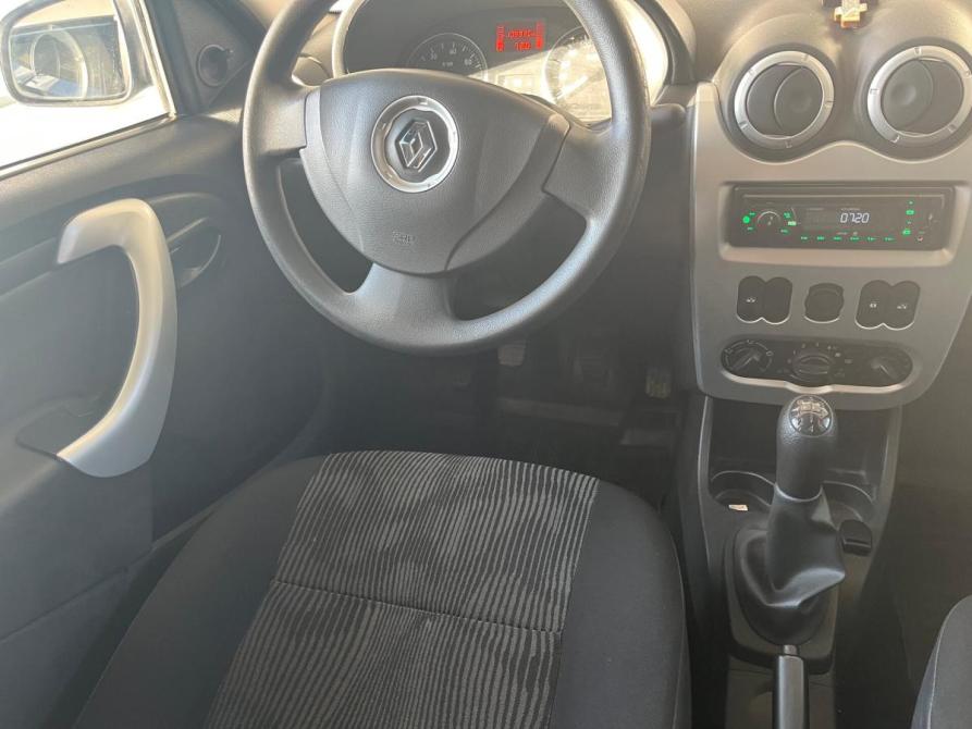 Renault Logan I Рестайлинг Чайковский  - изображение 8