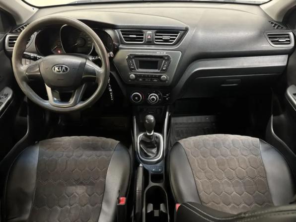 Kia Rio III с пробегом 2013 года, цена 799 000 рублей, 200000 км, седан, Автокод Объявления