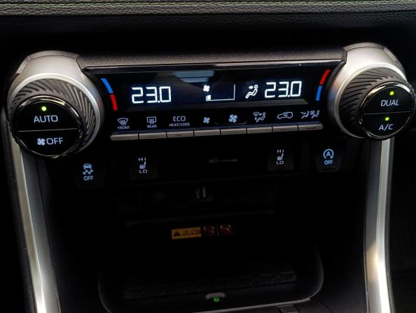 Toyota RAV4 V (XA50) с пробегом 2024 года, цена 3 695 000 рублей, 7250 км, внедорожник, Автокод Объявления