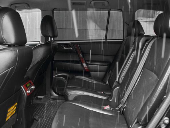 Toyota Highlander II (XU40) Рестайлинг с пробегом 2013 года, цена 1 990 000 рублей, 248374 км, внедорожник, Автокод Объявления