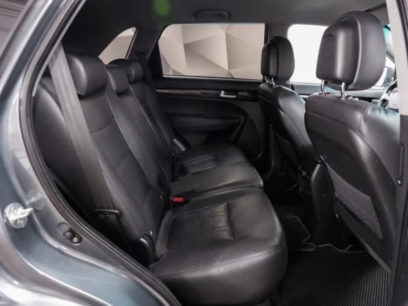 Kia Sorento II Рестайлинг с пробегом 2015 года, цена 1 770 000 рублей, 175000 км, внедорожник, Автокод Объявления
