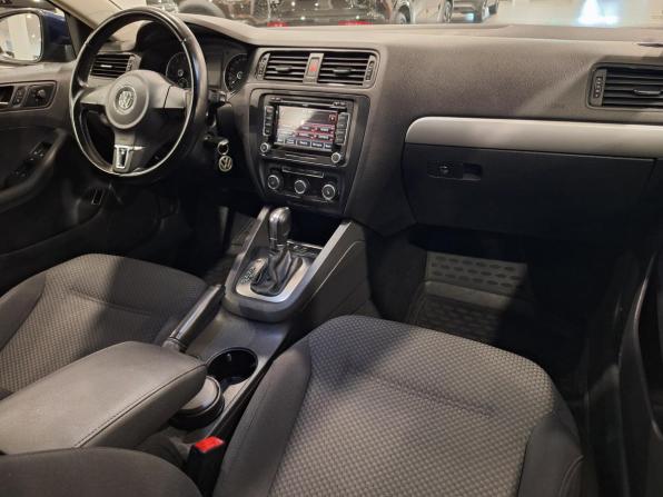 Volkswagen Jetta VI с пробегом 2012 года, цена 1 150 000 рублей, 107082 км, седан, Автокод Объявления