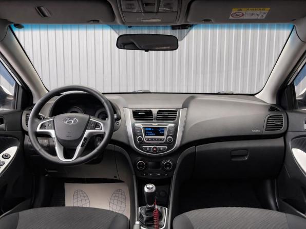 Hyundai Solaris I Рестайлинг с пробегом 2015 года, цена 937 000 рублей, 136568 км, седан, Автокод Объявления
