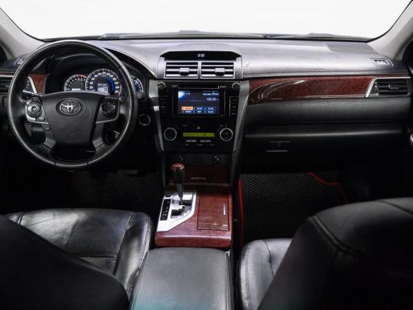 Toyota Camry VII (XV50) с пробегом 2012 года, цена 1 324 000 рублей, 320925 км, седан, Автокод Объявления