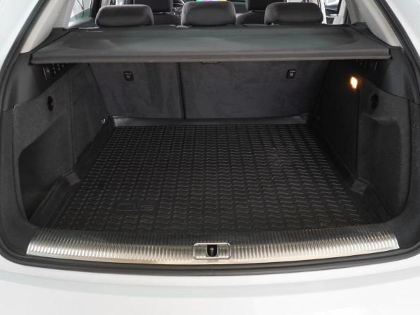 Audi Q3 I (8U) с пробегом 2013 года, цена 1 819 000 рублей, 133098 км, внедорожник, Автокод Объявления