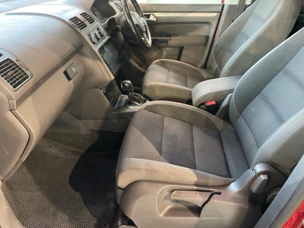 Volkswagen Touran I Рестайлинг 2 с пробегом 2011 года, цена 760 300 рублей, 133075 км, компактвэн, Автокод Объявления