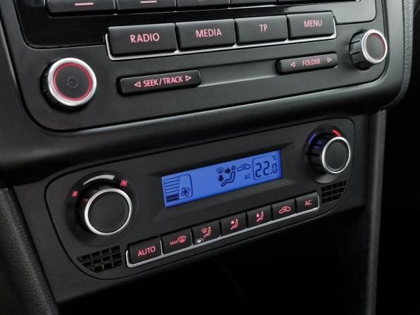 Volkswagen Polo V с пробегом 2011 года, цена 668 000 рублей, 140515 км, седан, Автокод Объявления