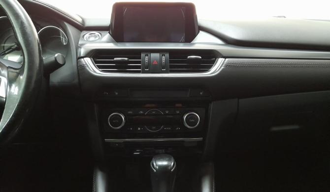 Mazda 6 III (GJ) Рестайлинг с пробегом 2015 года, цена 1 756 000 рублей, 237000 км, седан, Автокод Объявления