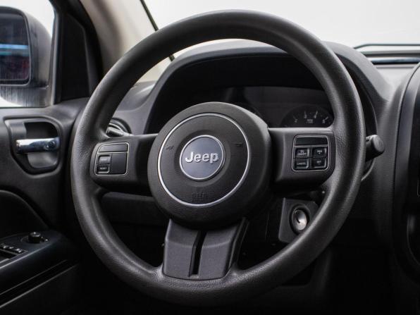 Jeep Compass I Рестайлинг с пробегом 2011 года, цена 770 000 рублей, 251955 км, внедорожник, Автокод Объявления