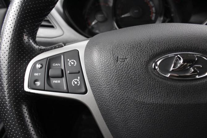 Lada (ВАЗ) Vesta I с пробегом 2021 года, цена 1 075 000 рублей, 136259 км, седан, Автокод Объявления