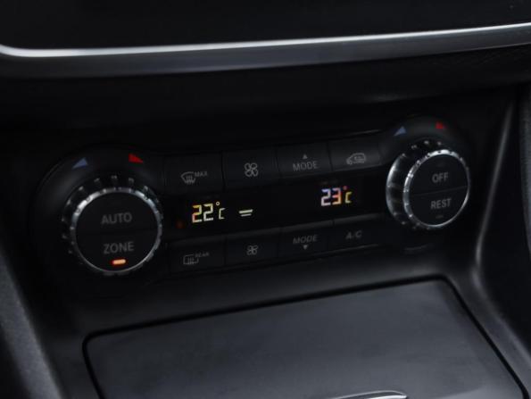 Mercedes-Benz CLA I (C117 X117) с пробегом 2014 года, цена 1 799 000 рублей, 175706 км, седан, Автокод Объявления