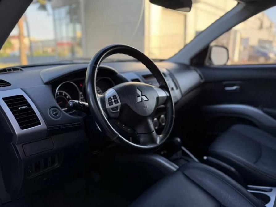 Mitsubishi Outlander II Рестайлинг Ставрополь  - изображение 11