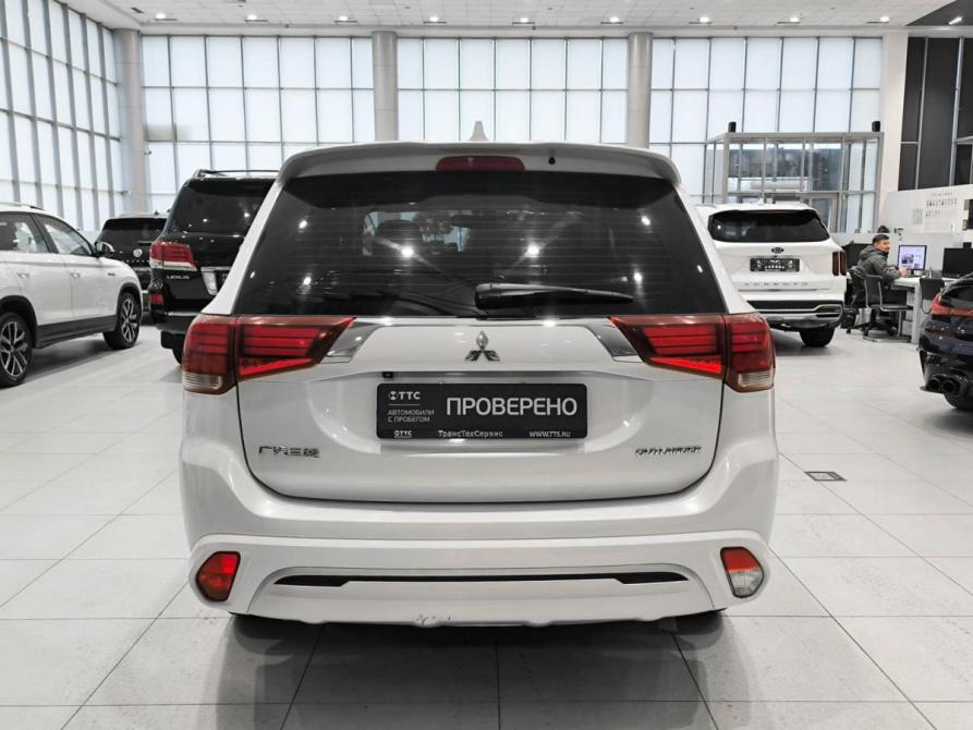 Mitsubishi Outlander III Рестайлинг 3 Казань  - изображение 7