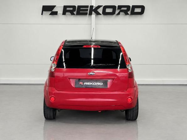 Ford Fiesta Mk5 с пробегом 2007 года, цена 379 000 рублей, 240729 км, хэтчбек, Автокод Объявления