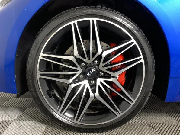Kia Stinger I Рестайлинг с пробегом 2021 года, цена 2 619 000 рублей, 159652 км, лифтбек, Автокод Объявления