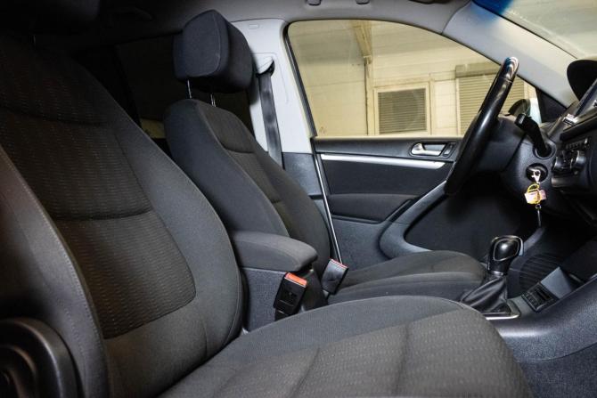 Volkswagen Tiguan I Рестайлинг с пробегом 2012 года, цена 1 419 000 рублей, 184099 км, внедорожник, Автокод Объявления