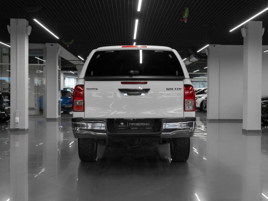 Toyota Hilux VIII Москва  - изображение 6