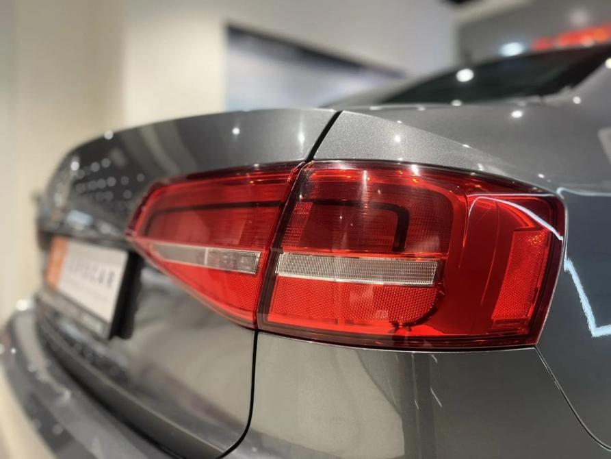 Volkswagen Jetta VI Рестайлинг Новосибирск  - изображение 9