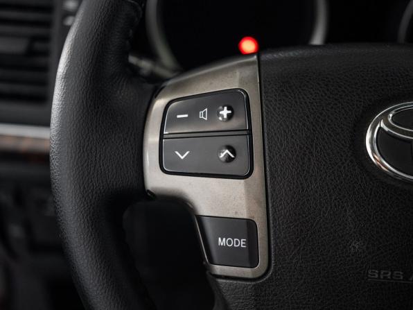Toyota Land Cruiser 200 Series с пробегом 2011 года, цена 3 000 000 рублей, 281205 км, внедорожник, Автокод Объявления