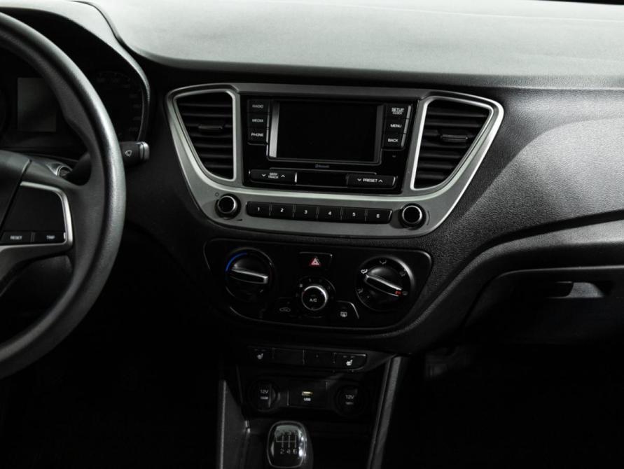 Hyundai Solaris II Рестайлинг Санкт-Петербург  - изображение 14