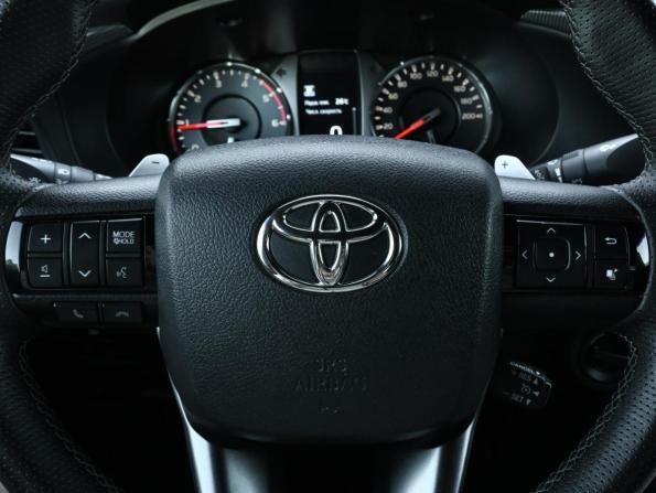 Toyota Hilux VIII Рестайлинг 2 с пробегом 2024 года, цена 7 130 000 рублей, 35731 км, offers.body_type.unknown, Автокод Объявления