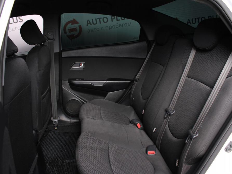 Kia Rio III Рестайлинг Минеральные Воды  - изображение 9