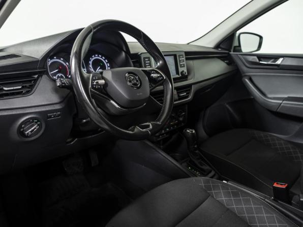 Skoda Rapid II с пробегом 2022 года, цена 1 450 000 рублей, 117587 км, лифтбек, Автокод Объявления