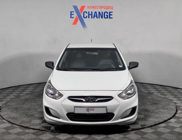 Hyundai Solaris I с пробегом 2012 года, цена 715 000 рублей, 172169 км, седан, Автокод Объявления